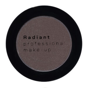 Mat mørkebrun øjenskygge fra Radiant, forhandles hos Somé hair and makeup art